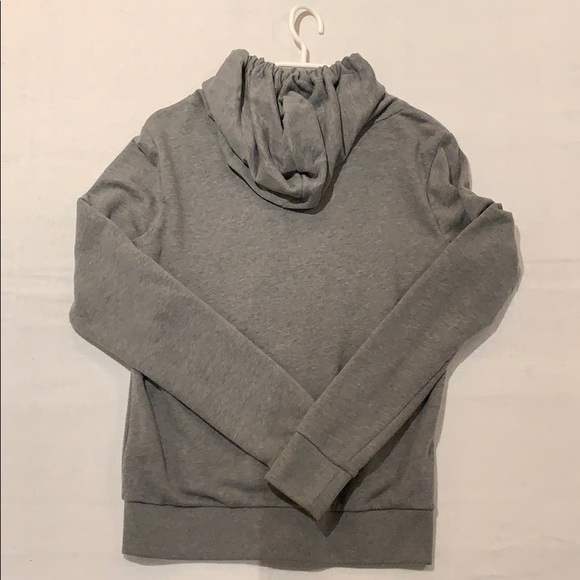 PINK Victoria Secret Sweater - Picture 2 of 3